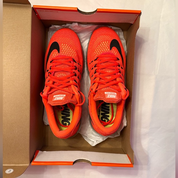 MEN’S NIKE AIR MAX 2016 in a BRIGHT CRIMSON /BLCK-UNVRSTY RD Size 7.5 - Picture 2 of 11